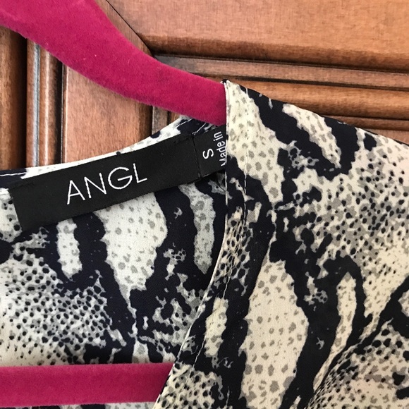 Snake print cut out jumpsuit - Picture 3 of 5